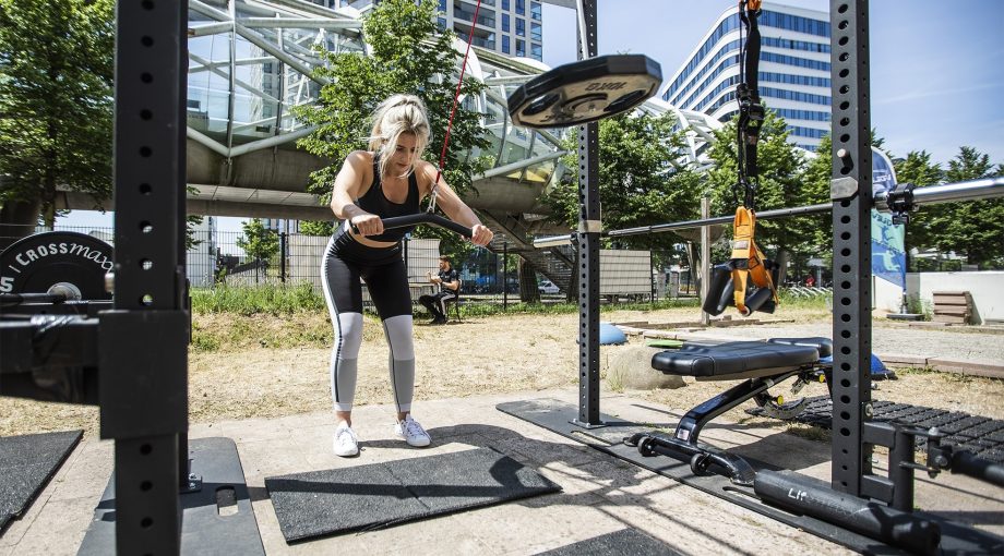 Sport sportschool corona buiten