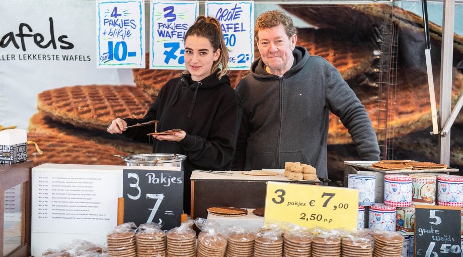 Stroopwafels kraam jonge ondernemer