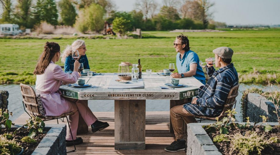 Tafel terras horeca corona