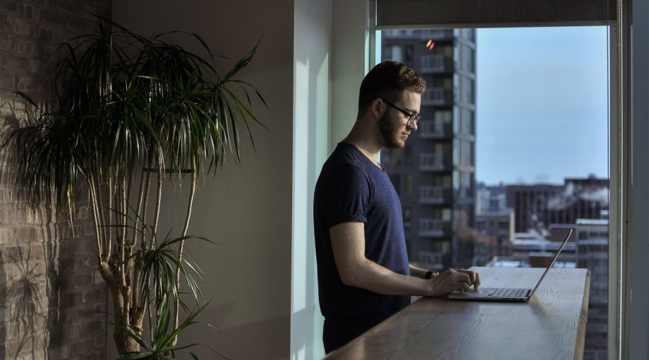 Werk afstand boek management toekomst