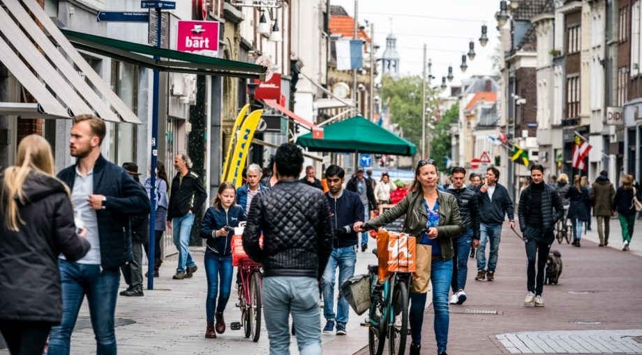 Winkelstraat winkelen denbosch corona