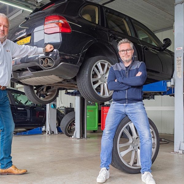Alliance Automotive Car Prof Van Gestel Camps corona