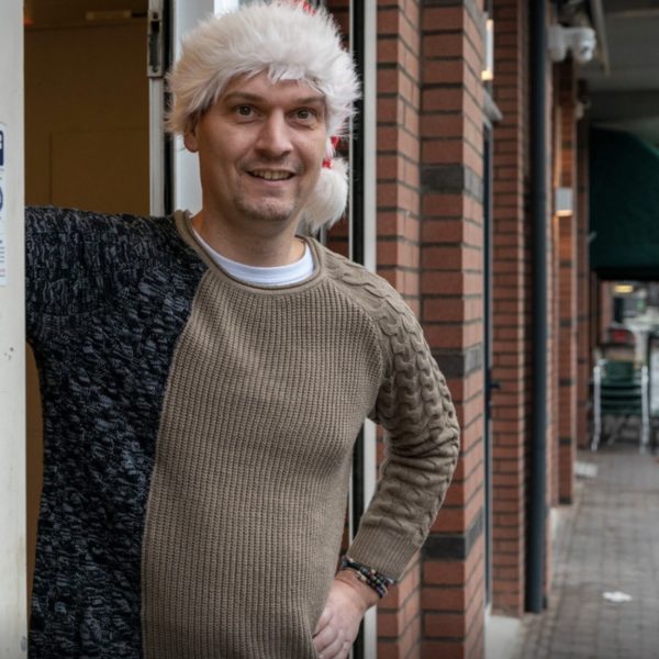 Dennis Smith verruilt tabakszaak voor baan in de zorg