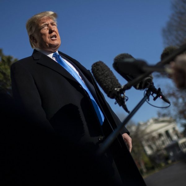 Donald Trump microfoons media