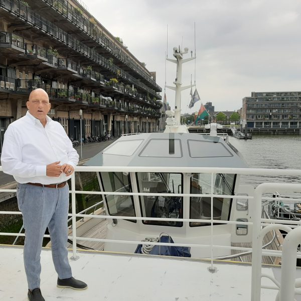 Herman den blijker ponton horeca corona