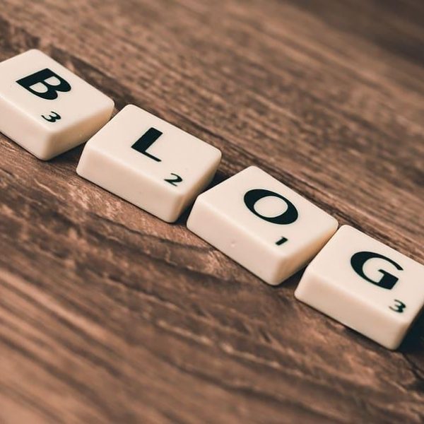 Blog content marketing icon information
