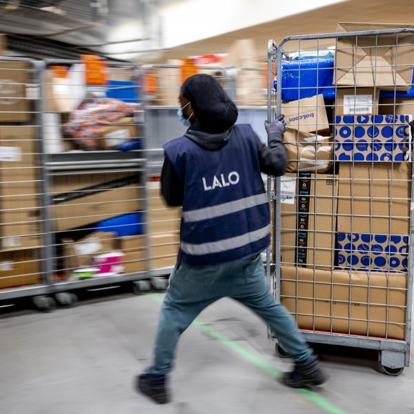 Postnl overbelast webwinkel feestdagen