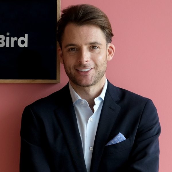Robert vis messagebird pusher bedrijfsovername
