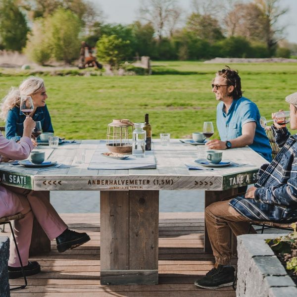 Tafel terras horeca corona