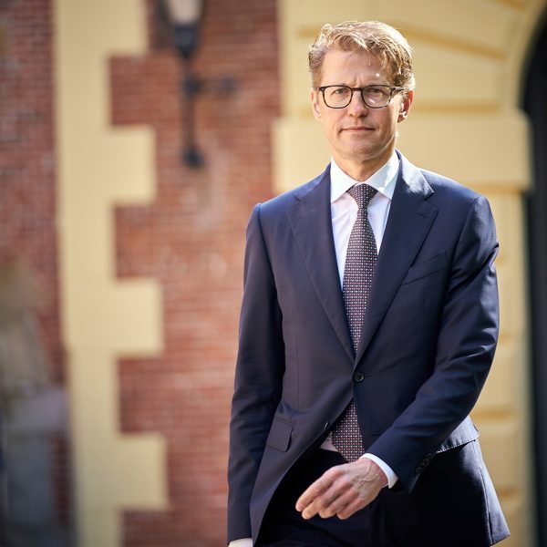 Verpandingsverbod afgeschaft minister dekker rechtsgeleerdheid