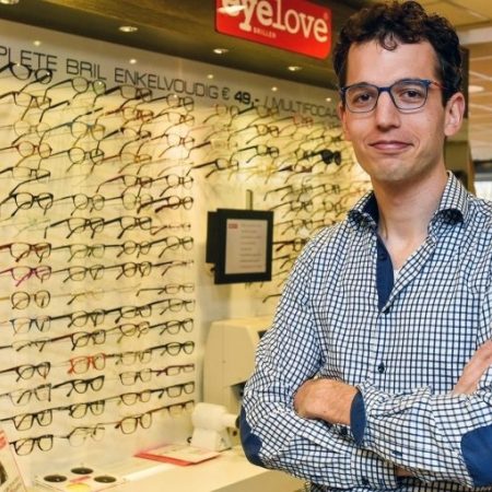 Eyelove directeur brillen budget Frankrijk