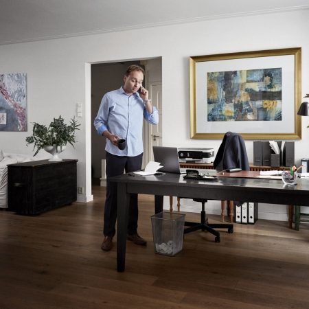 Man met telefoon 1