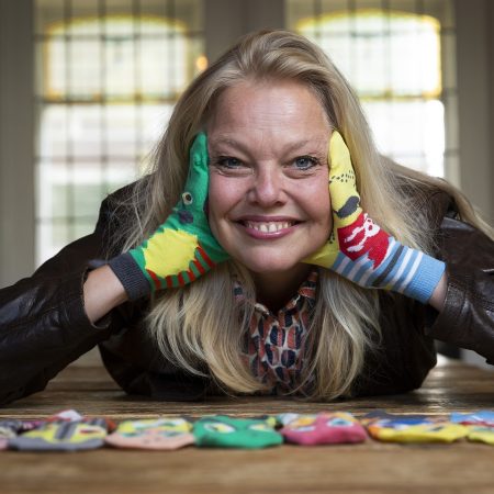 Nelleke Burg Walkytalkies sokken poppen