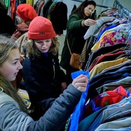 Vintage Kilo Sale