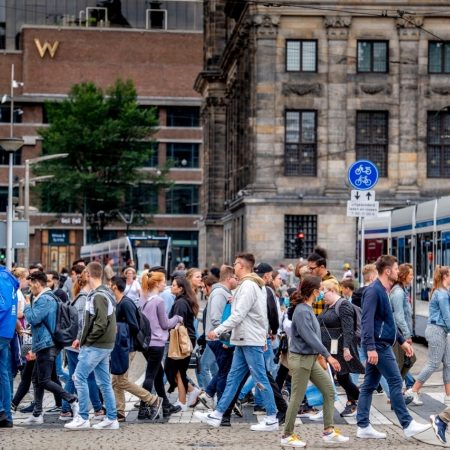 Amsterdam coronamaatregelen mondkapjes
