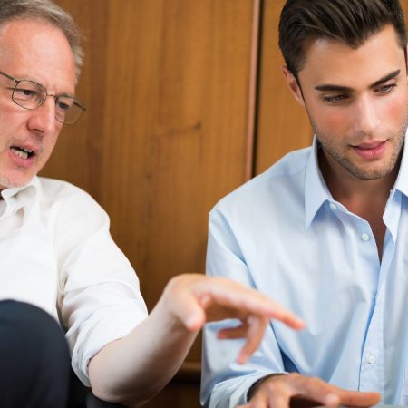 Bedrijfsoverdracht familiebedrijf vader zoon zelfreflectie