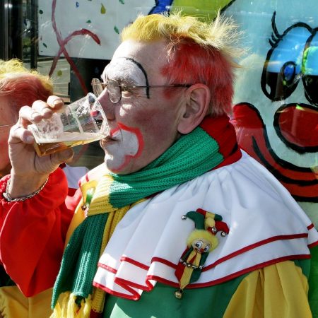 Gezocht barpersoneel carnaval