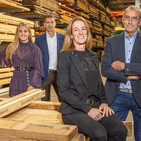 Huyskamps fijnhouthandel bedrijfsovername familiebedrijf