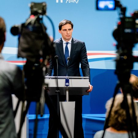 Kabinet steunpakket koolmees hoekstra wiebes