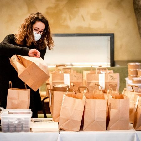 Maaltijd bezorgen boodschappen bezorging delivery markt