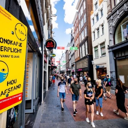Mondkapjes verplicht amsterdam coronavirus