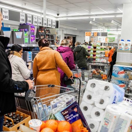 Onlineverkoop detailhandel boodschappen hamsteren