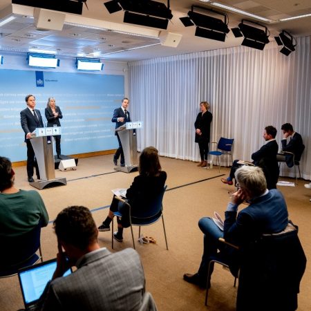 Persconferentie 13 april rutte de jonge openingsplan