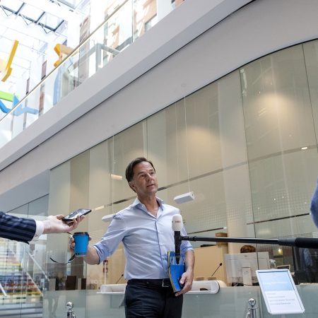 Rutte vvd horeca khn vertrouwen crisis