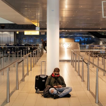 Schiphol luchthaven corona