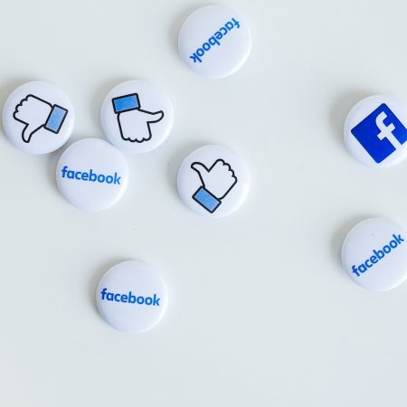 Social media super social