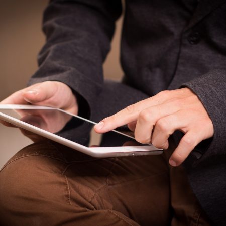 Tablet 1075790 1920