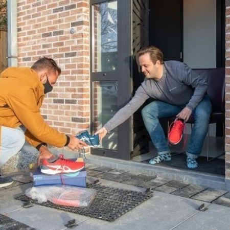 Thuisbezorging schoenen kleding corona winkels