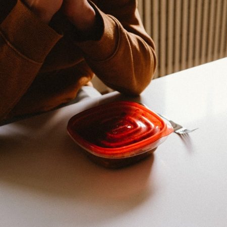 Tupperware charles deluvio web unsplash