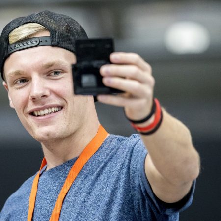 Verdienmodel vloggers enzo knol