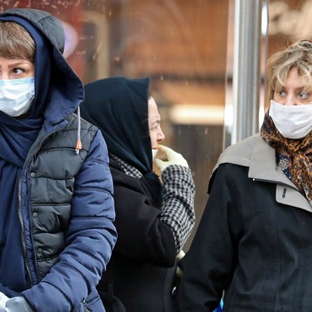 Waarom coronavirus wereldwijde afvalberg veroorzaken