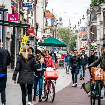Winkel publiek corona retail