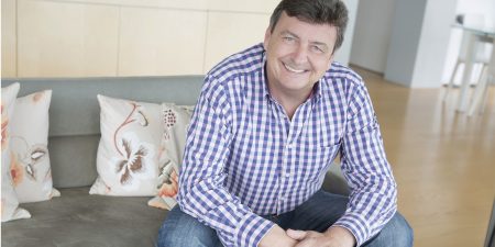 Andrew Barnes werkweek uren