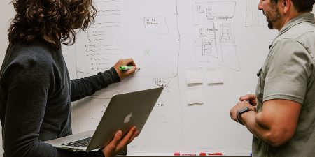 Leren en werken foto Kaleidico via Unsplash lores