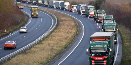 Brexit vrachtwagens file haven engeland