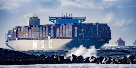 Containerschepen china suezkanaal rotterdam