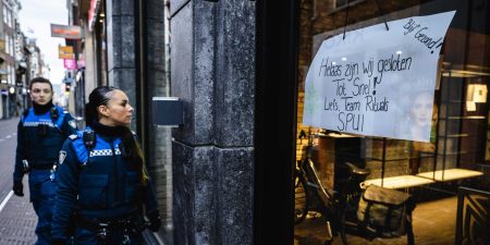 Lockdown maatregelen winkel gesloten