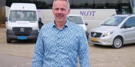 Noot elektrisch vervoer mercedes bus