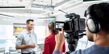 Onderneming media nieuws journalist
