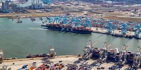 Rotterdamse haven containerschepen vertraging