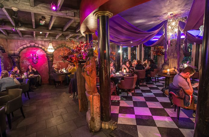 Archieffoto restaurant gedeelte bowlingbaan merlijn