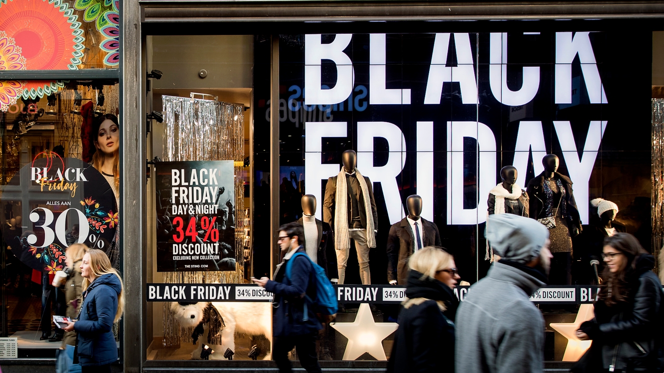 Black friday straatbeeld shoppen blog