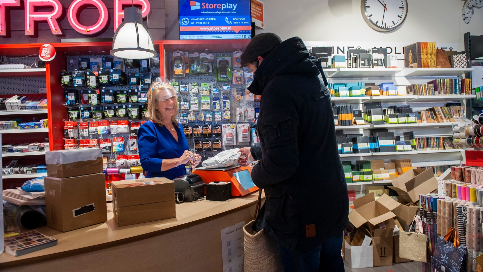 Click and collect afhalen winkel klant