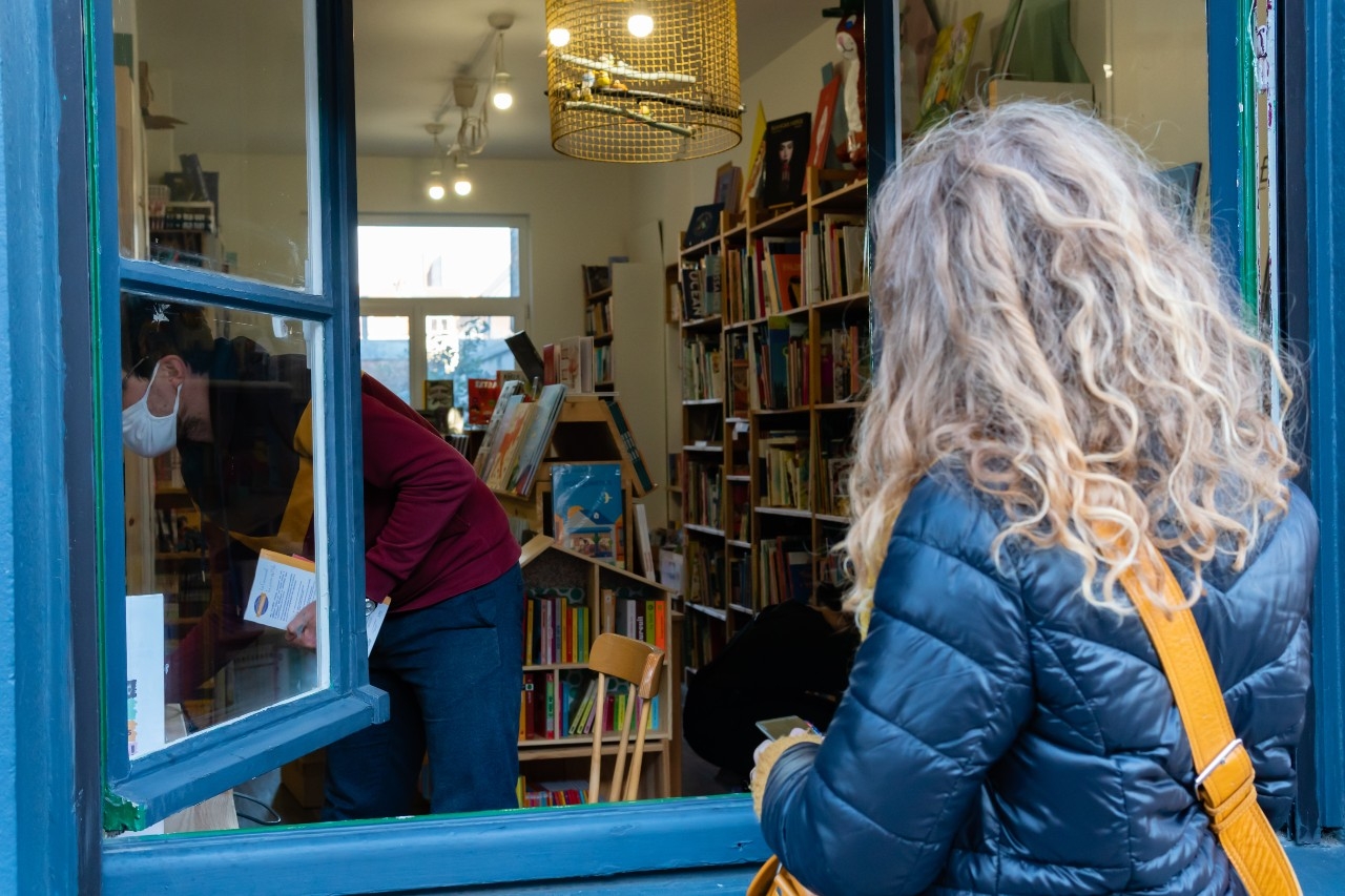 Click and collect boekenwinkel lockdown coronacrisis