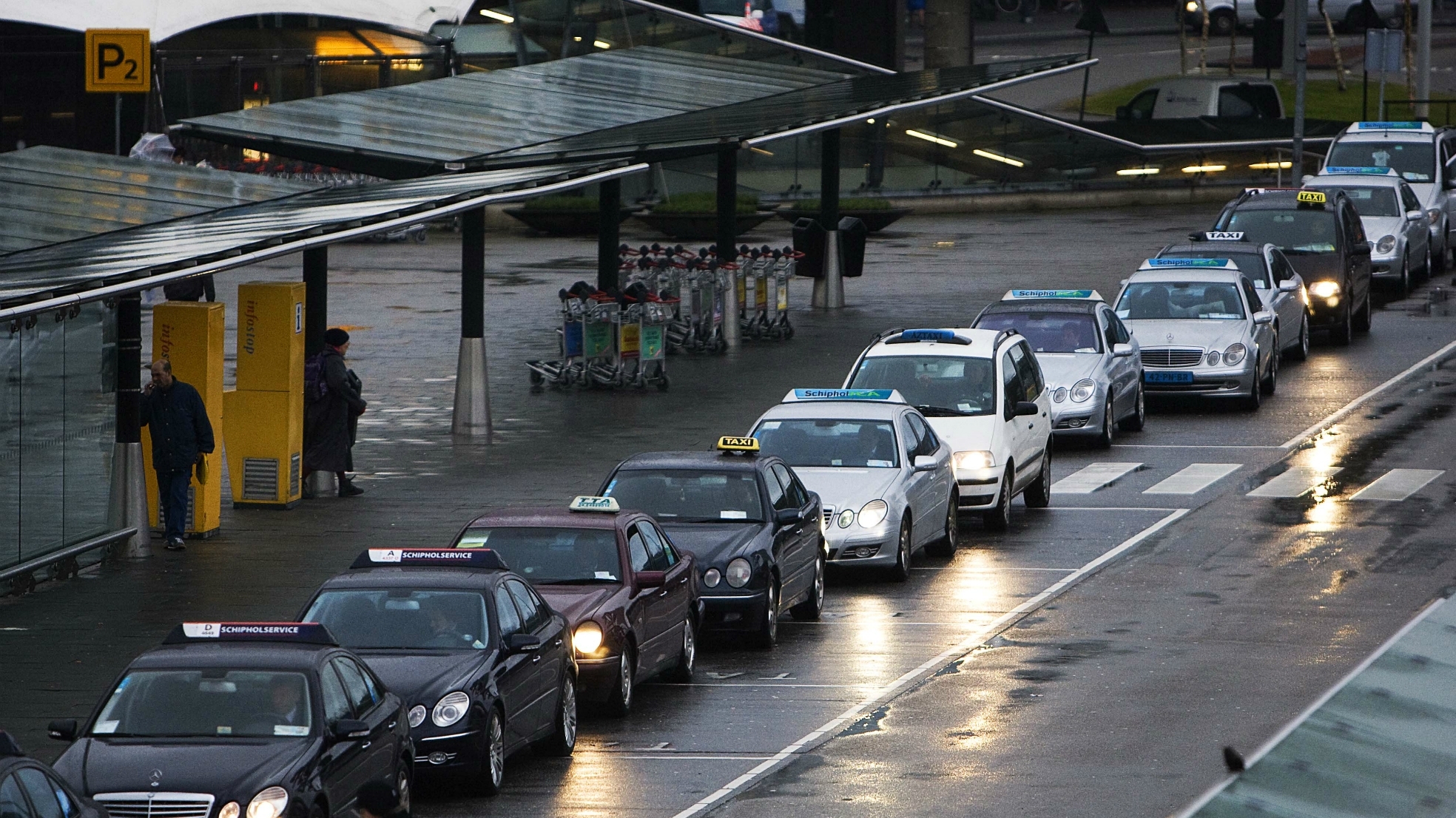 Corona crisis taxi branche zzp uber