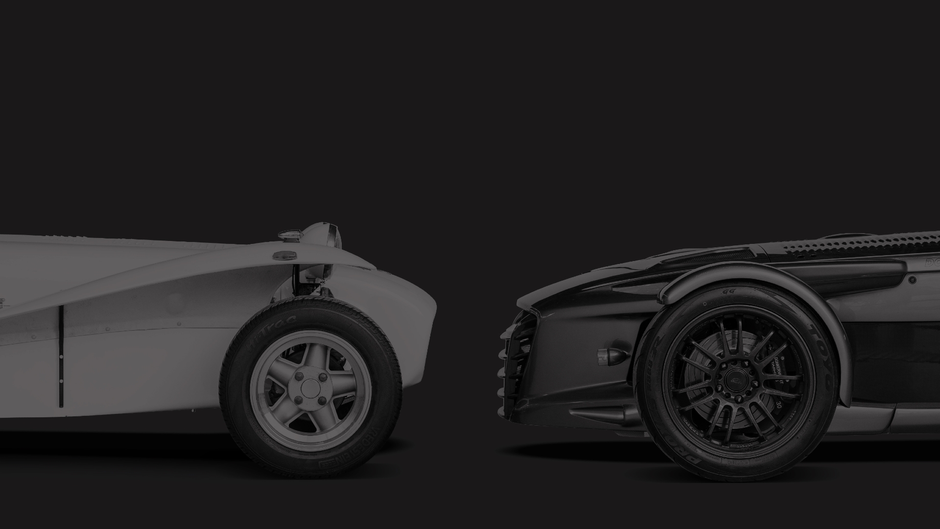 Donkervoort zwart wit